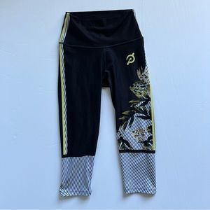 Peloton Capri Leggings by Wear It To Heart Women's Size Small